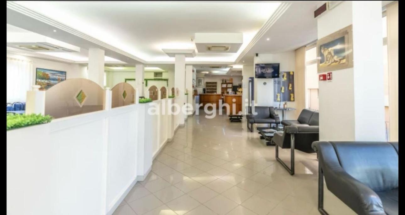 Hotel Sport Ρίμινι Εξωτερικό φωτογραφία