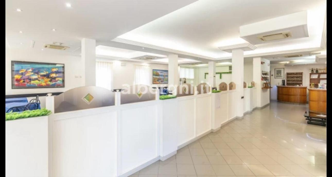 Hotel Sport Ρίμινι Εξωτερικό φωτογραφία