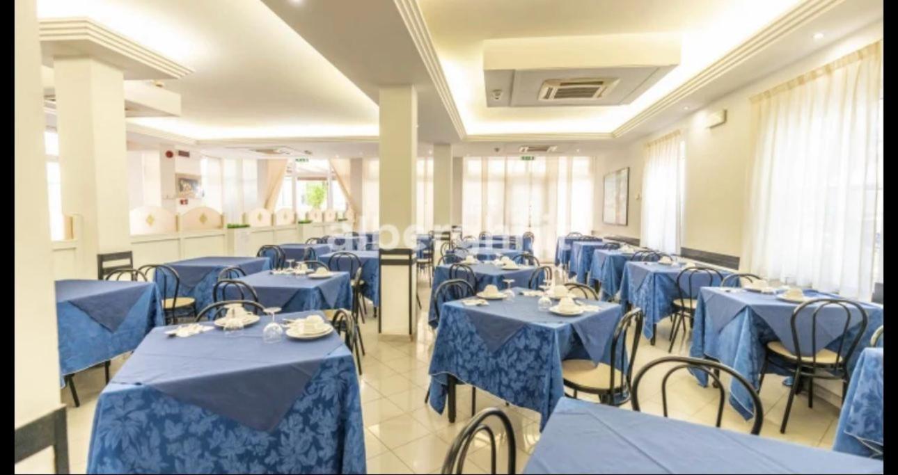 Hotel Sport Ρίμινι Εξωτερικό φωτογραφία