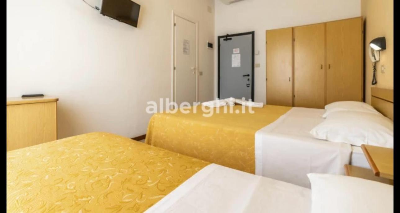 Hotel Sport Ρίμινι Εξωτερικό φωτογραφία
