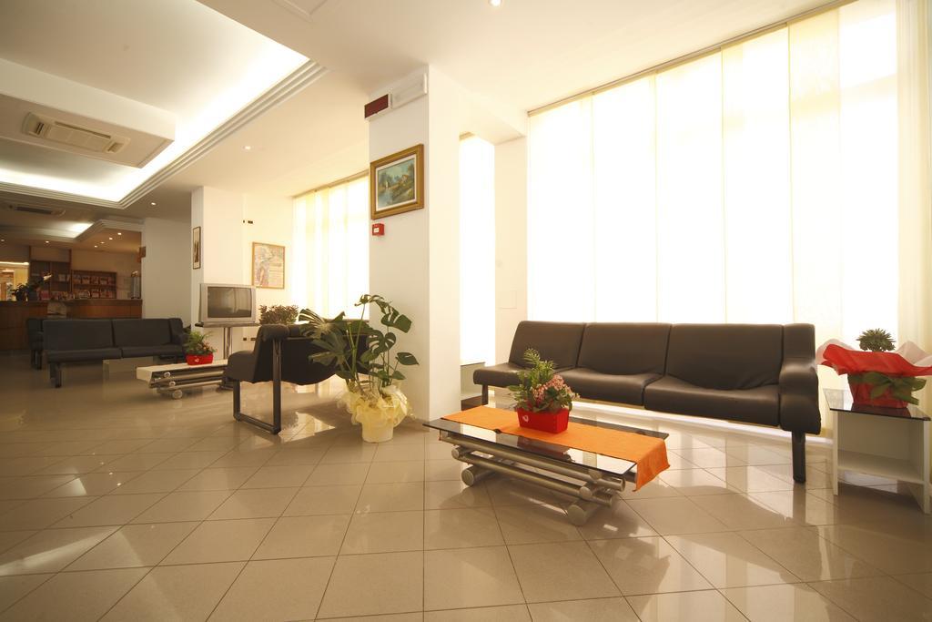 Hotel Sport Ρίμινι Εξωτερικό φωτογραφία