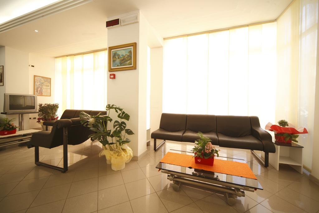 Hotel Sport Ρίμινι Εξωτερικό φωτογραφία